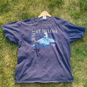 1999 Mt. St Helens Tshirt